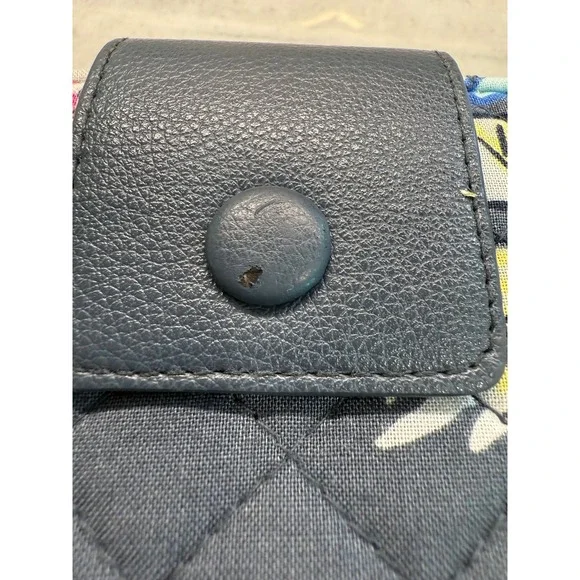Vera Bradley RFID Audrey wallet‎ - Picture 4 of 9